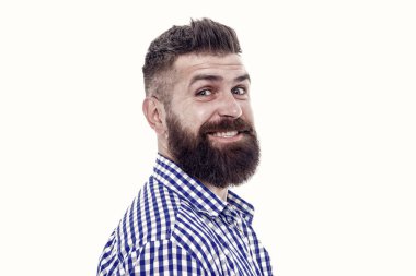 O daha iyi bilir. Hipster müşteri berber dükkanını ziyaret ediyor. Erkek güzellik portresi. Bakımlı sakallı bir adam. Neşeli, olgun bir adam. Erkek berber bakımı. Saç kesimini mükemmel gösteriyor. Kuaföre saç kestiriyorum..