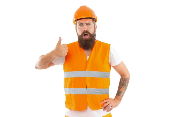 제복을 노동자를 놀라게 주황색 조끼를 근육질 노동자 헬멧을 일하는 사람들의 — 스톡 사진