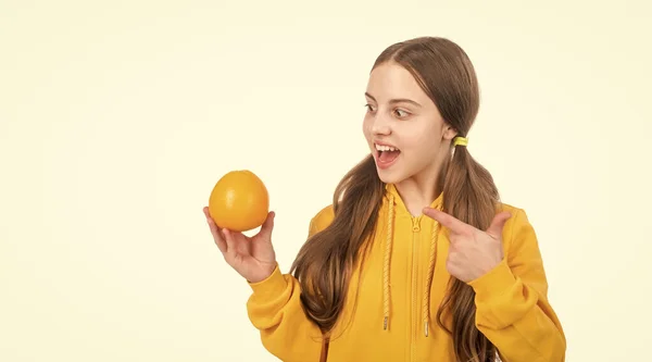 Cheerful Teen Girl Pointing Finger Citrus Orange Fruit Full Vitamins — Stock Photo, Image