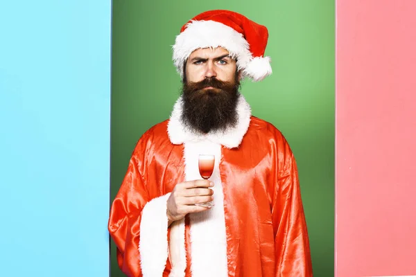 Bel Homme Barbu Santa Claus Avec Longue Barbe Sur Visage — Photo