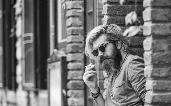 Brutale Volwassen Hipster Roken Sigaret Slechte Gewoonten Concept Schadelijk Voor — Stockfoto