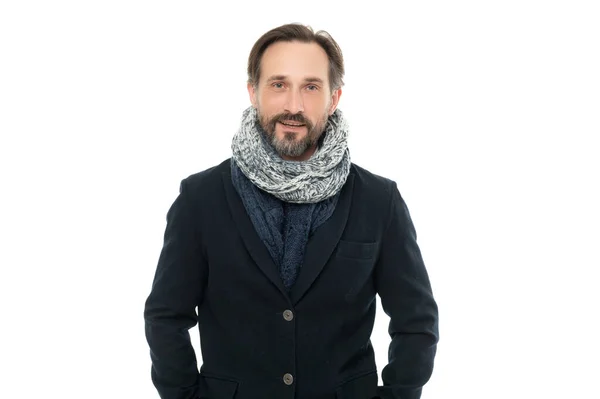 Lächelnder Mann Trägt Warme Winterkleidung Isoliert Auf Weißem Hintergrund Studioaufnahme — Stockfoto