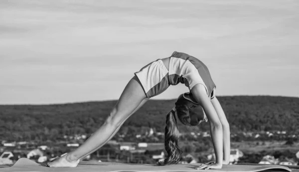 Teen Girl Wear Sportswear Training Stretching Sky Background Flexibility — Stock Photo, Image