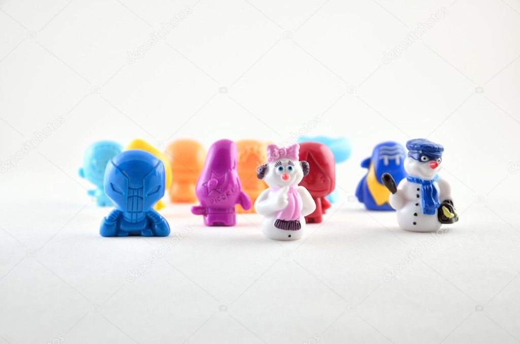 little toy figures