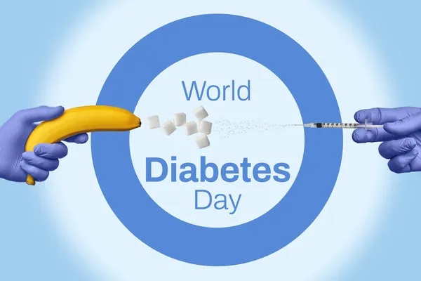 Dünya Diyabet Günü Şekerle Filizlenen Bir Muza Insülin Veren Şırınga — Stok fotoğraf
