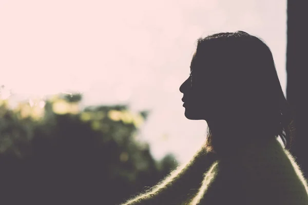 Silhouette of lonely woman — Stock Photo, Image