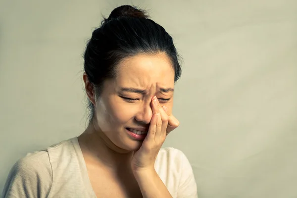 Retrato de mujer llorando —  Fotos de Stock