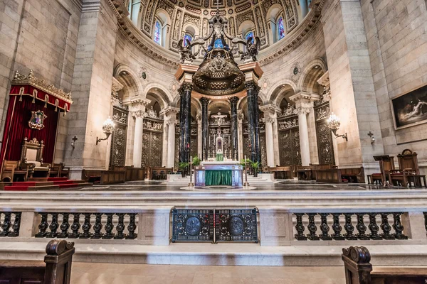 Innenraum der kathedrale von saint paul — Stockfoto