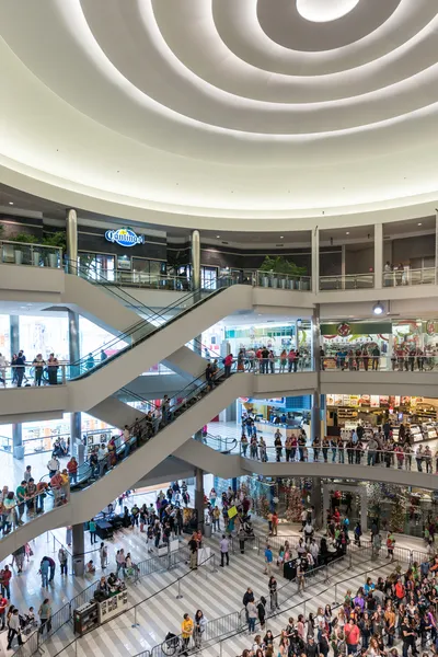 Mall of America på en travl dag - Stock-foto