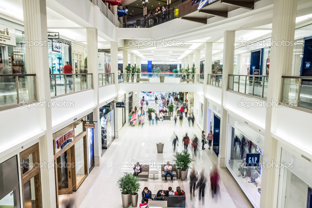 MINNEAPOLIS,MN - SEPTEMBER 26: Busy corridor in Mall of America, in Minneapolis, MN, on September 26, 2013.