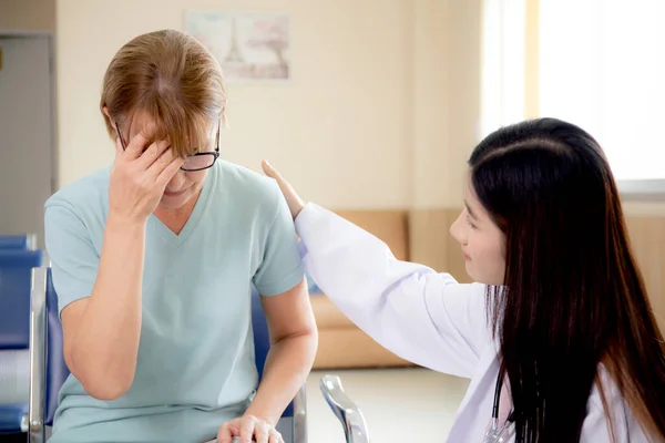 Doctor Woman Encourage Patient Senior While Worry Stress Reassuring Hospital — Fotografia de Stock