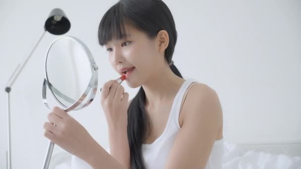 Beautiful Young Asian Woman Applying Lipstick Red Mouth Beauty Girl — Stock Video