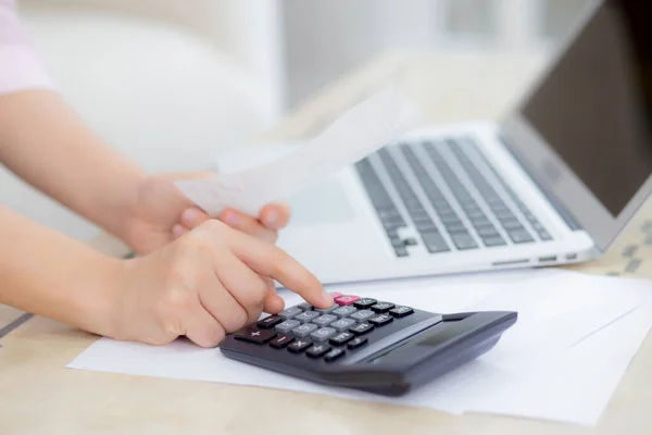 Closeup Hands Woman Calculating Finance Household Calculator Desk Home Girl — Photo