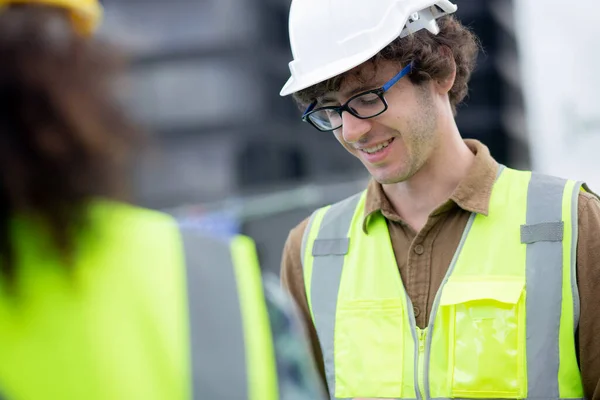 Young Man Woman Architect Planning Inspector Project Looking Digital Tablet — Stockfoto