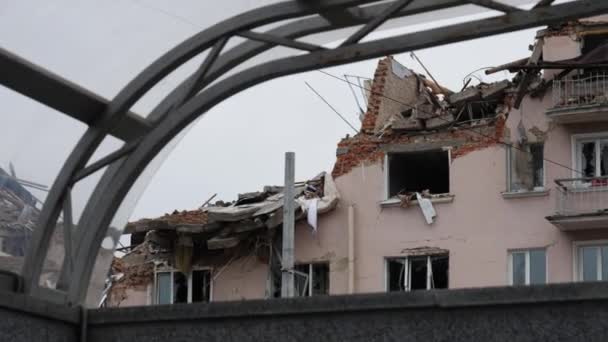 Chernihiv Ukrajina 2022 Poškozený Ruský Letecký Dům Hotelu Ukrajina Důsledku — Stock video