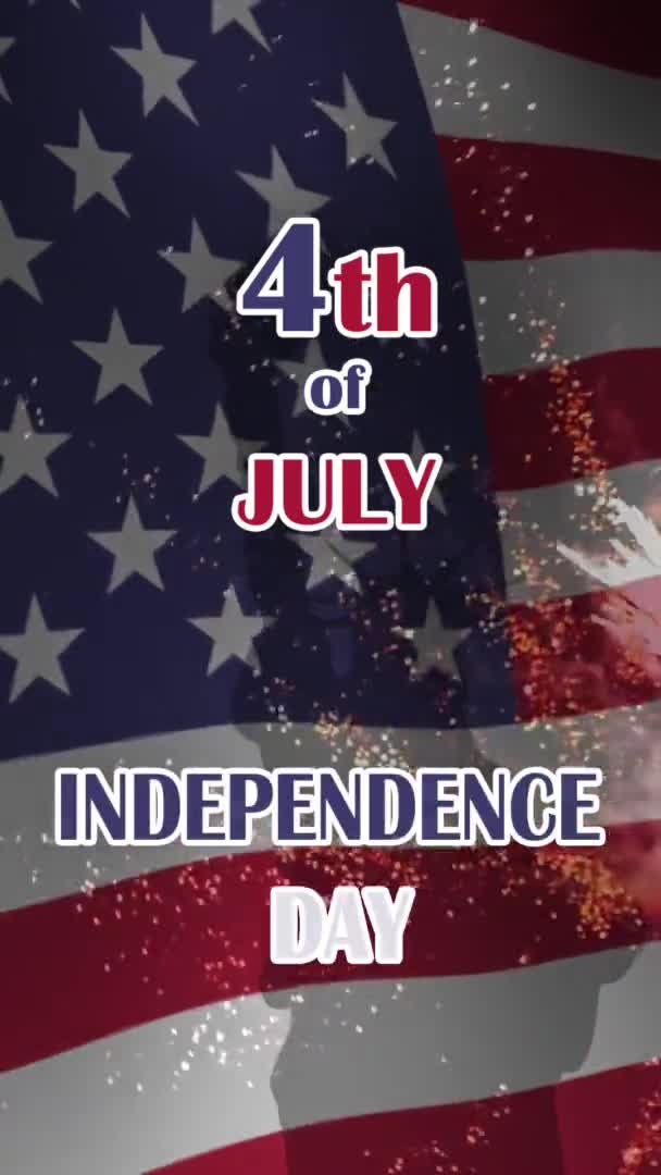 垂直ビデオポストハッピー独立記念日米国のお祝いフラグの背景 7月4日アメリカ独立記念日 7月4日の旗アメリカ合衆国の花火のデザインは孤立 — ストック動画