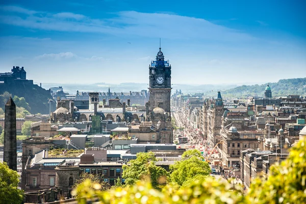 Visa från hill till Edinburgh City, Skottland — Stockfoto