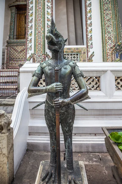 Nok Tantima Bird statue in Grand Palace of Bangkok — Stock Photo, Image