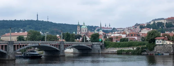Пейзаж Реки Влтавы Праге — стоковое фото