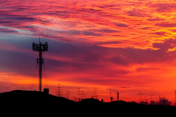 Wieża telefon komórkowy — Zdjęcie stockowe