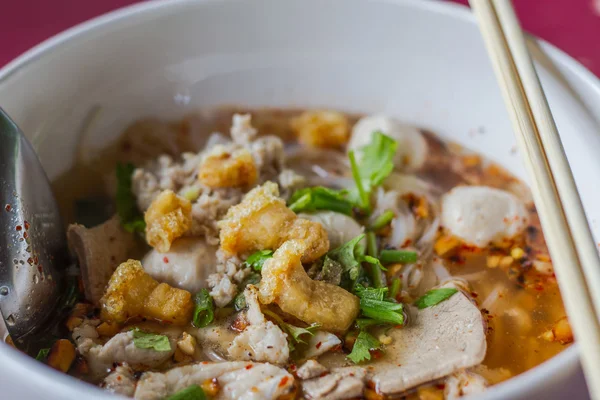 Tom yum pork noodle soup — Stock Photo, Image