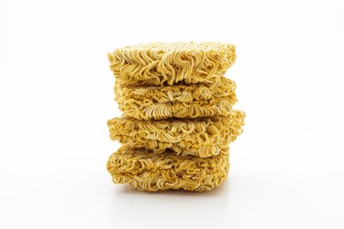 Kuru anlık erişte.