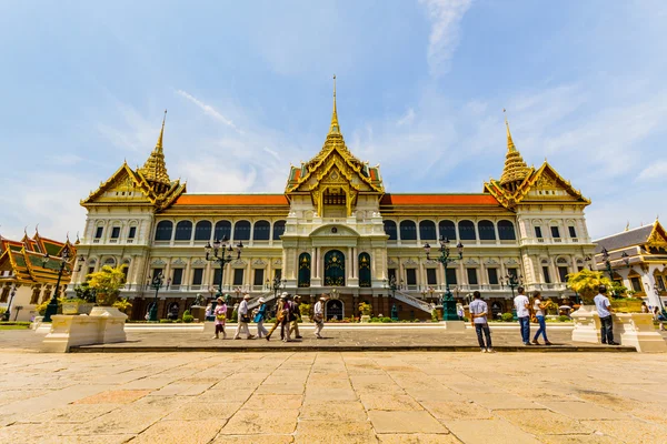 Gran palacio en Bangkok, Tailandia. — Foto de Stock