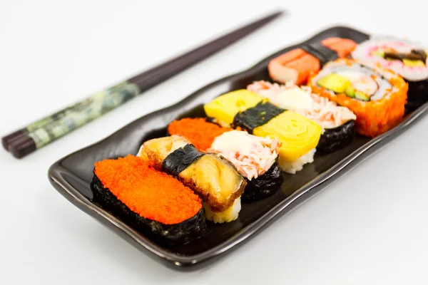 Sushi, sushi japonês comida tradicional . — Fotografia de Stock