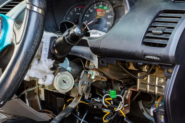 Reparación eléctrica del coche . — Foto de Stock