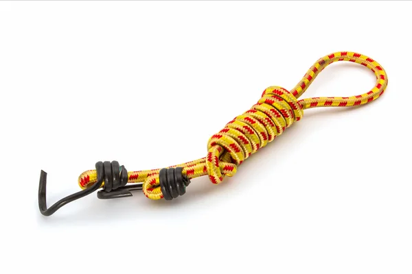 Elastische riemen touw met metalen haken. — Stockfoto