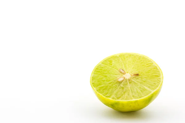 Taze limes yarısı. — Stok fotoğraf