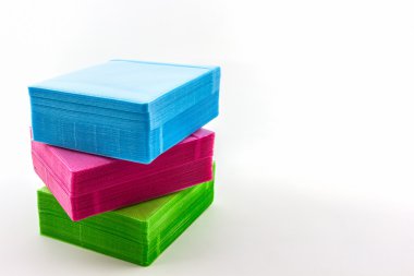 cd kağıt davanın beyaz arka plan üzerinde renkli.