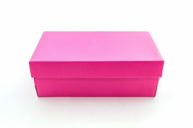 pembe ayakkabı kutusu