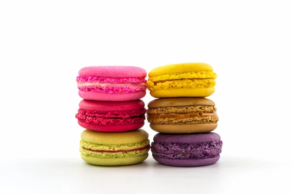 Güzel ve renkli Fransızca macaroons veya macaron, tatlı. — Stok fotoğraf