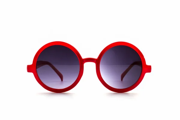 Snygga röda solglasögon. — Stockfoto