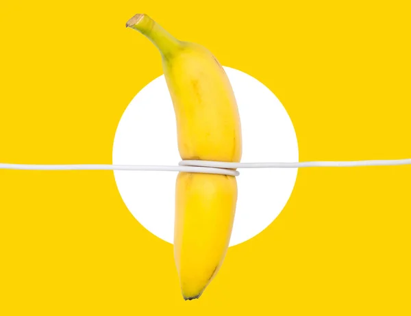 Attacher Banane Avec Corde Concept Une Alimentation Saine — Photo