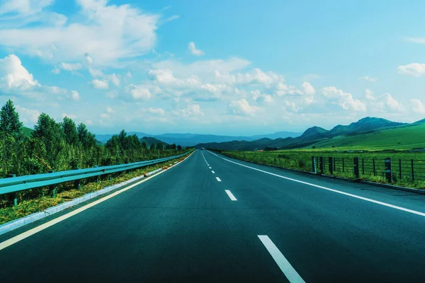 Voiture Conduite Sur Route Asphaltée Été — Photo