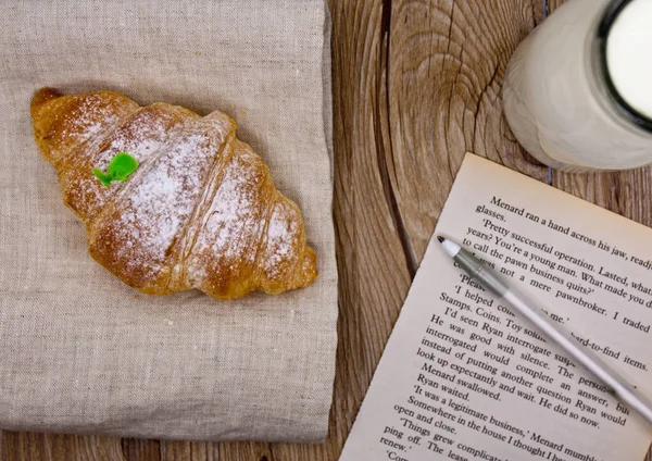 Breakfast Table Croissant Paper Pen Milk — Stock Photo, Image