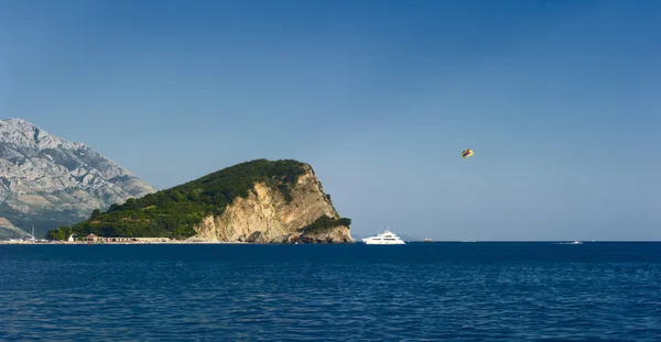 Будва, остров Свети Никола — стоковое фото