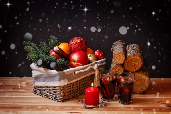 Wicker Basket Bottles Wine Bottle Champagne Christmas Decorations Fruits Glasses — Stock Photo, Image