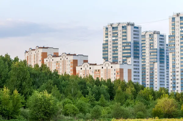 Yeni apartmanlar