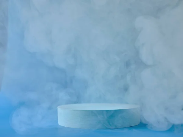 Blue Podium Product Presentation Smoke Background — Stock Photo, Image
