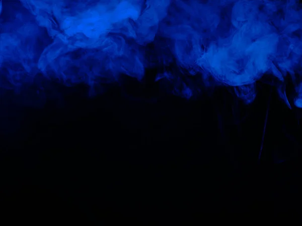 Blauwe Rook Zwarte Achtergrond — Stockfoto