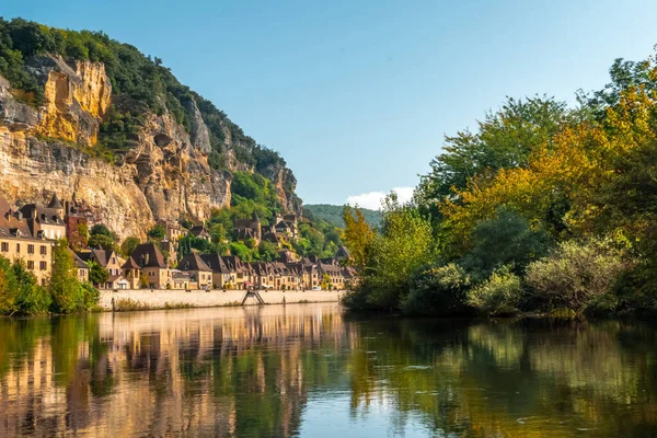 Άποψη Της Πόλης Roque Gageac Από Ποτάμι Ντορντόν Γαλλία — Φωτογραφία Αρχείου