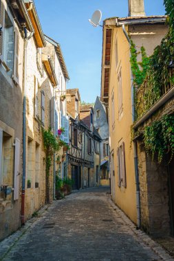 Montignac 'ın güzel sokaklarının detayları. Fransa Ekim 2021