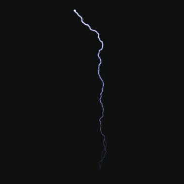 Fırtınalı yaz gecelerinde gök gürültüsü, şimşekler ve yağmur ve grunge dokusuyla birleşir.