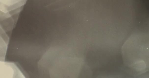 被漂浮在空气中的真实尘埃粒子击中 灰尘颗粒背景 宏观慢动作射击 使用混合模式 — 图库视频影像