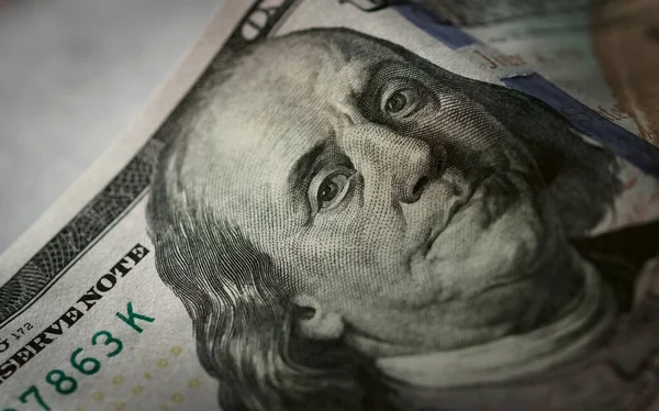 One Hundred Dollar Bill Showing Face Benjamin Franklin Extreme Macro — Stock Photo, Image