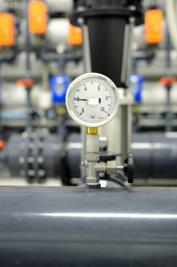 kazan dairesi içinde endüstriyel barometre