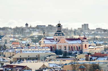Yukarıdaki vilnius şehrinin eski bölümü